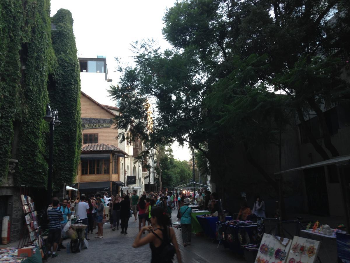 Azzai Bellas Artes Santiago Exterior foto
