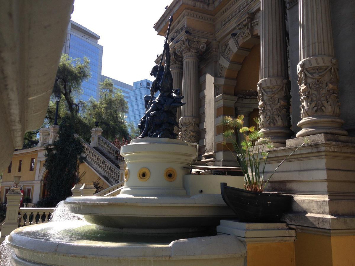 Azzai Bellas Artes Santiago Exterior foto
