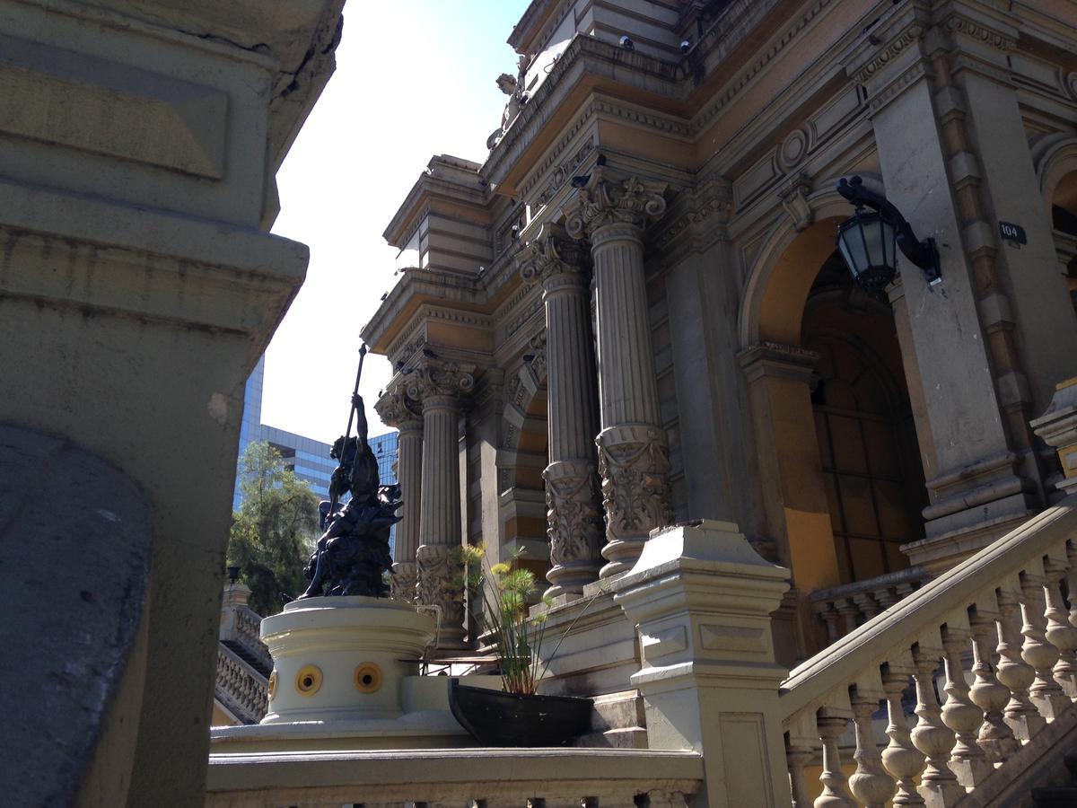 Azzai Bellas Artes Santiago Exterior foto