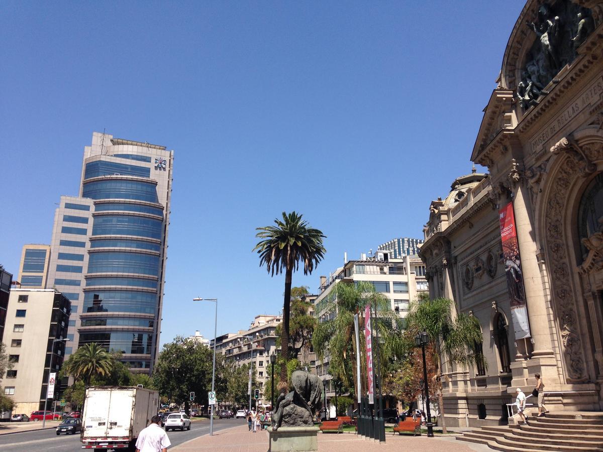 Azzai Bellas Artes Santiago Exterior foto