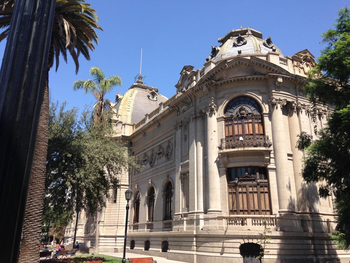 Azzai Bellas Artes Santiago Exterior foto
